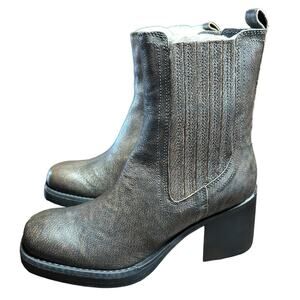 Kenneth Cole Jet Black Antique Gold  Leather Chelsea Boots Chunky Heel  Size 7.5